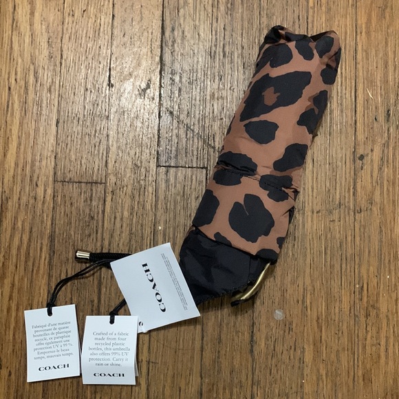 NWT Coach Umbrella Uv Protection In Leopard Print - Picture 2 of 2
